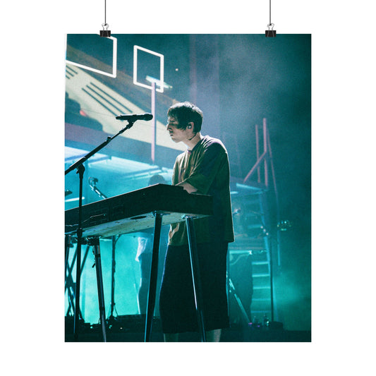 Porter Robinson (no text)